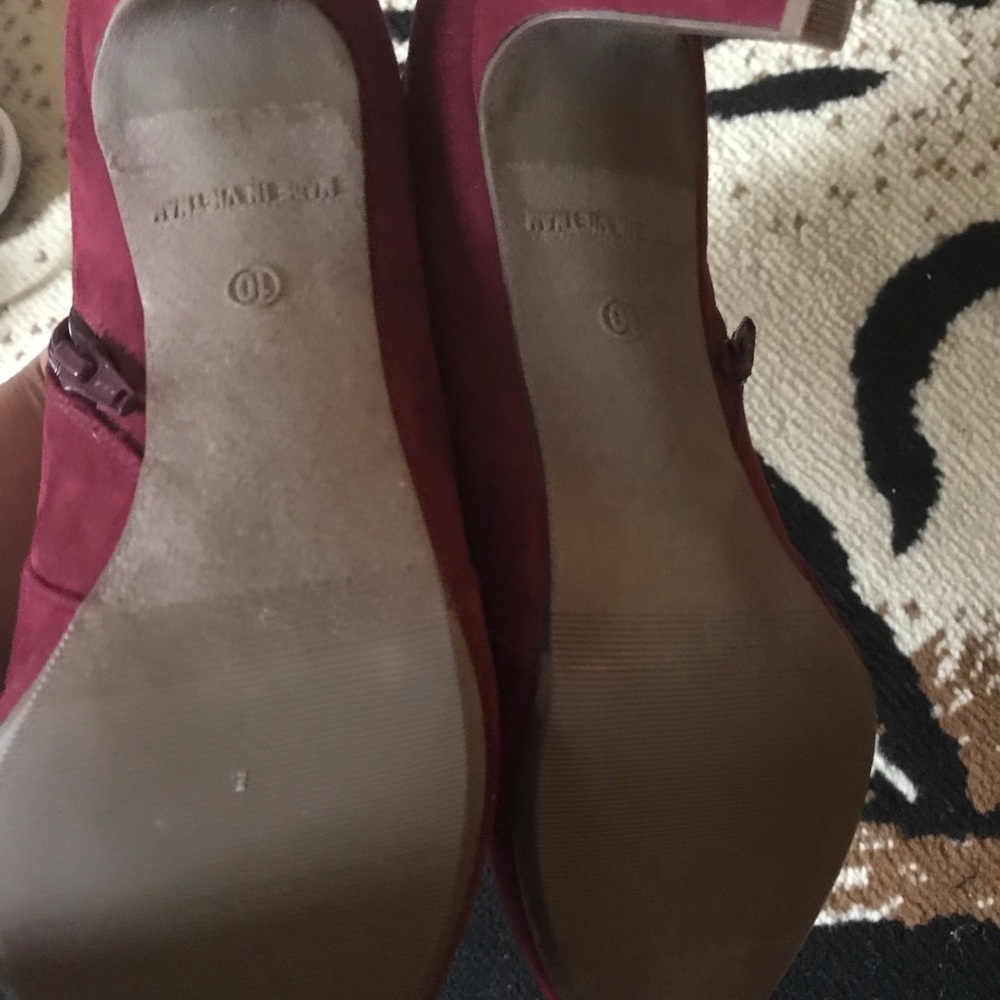 Booties - Picture 3 of 3